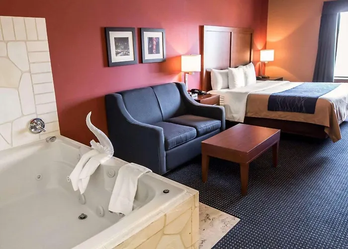 Comfort Crystal - Algonquin Inn 4*