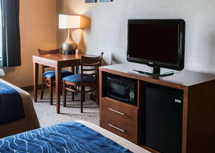 Comfort Crystal - Algonquin Inn