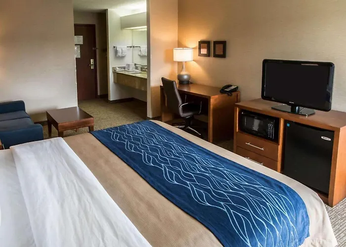 Comfort Crystal - Algonquin Inn Crystal Lake