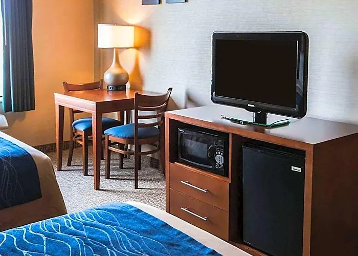 Inn Comfort Crystal - Algonquin Crystal Lake