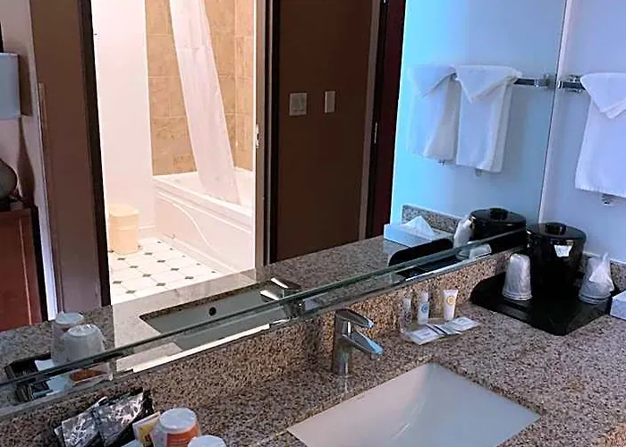 Inn Comfort Crystal - Algonquin 4*