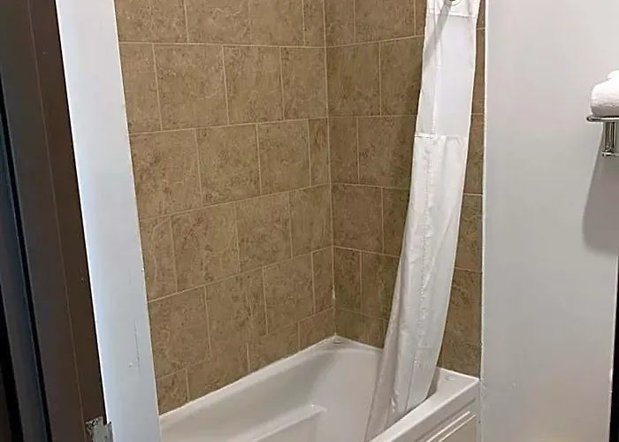 Comfort Crystal - Algonquin 4* Crystal Lake