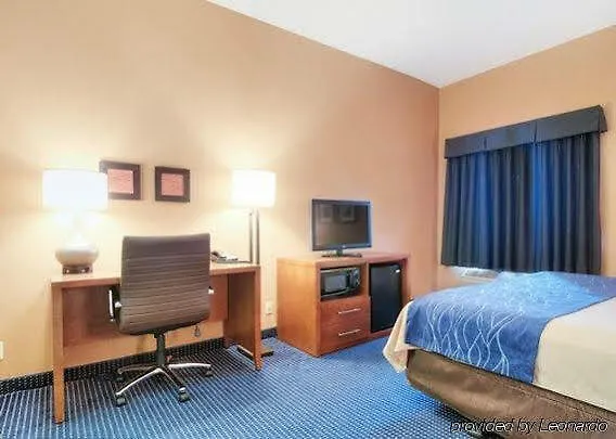 Comfort Crystal - Algonquin Inn 4*